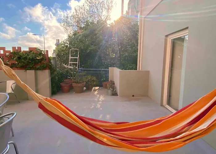 Largo House ליסבון