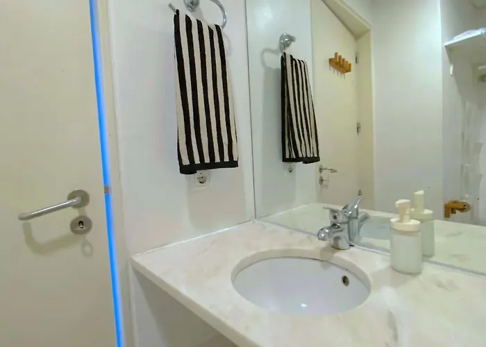 דירה Largo House