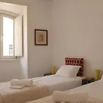 Largo House *