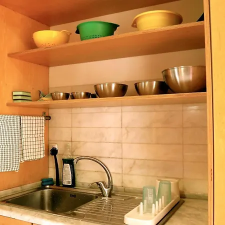 Largo House Апартаменти *