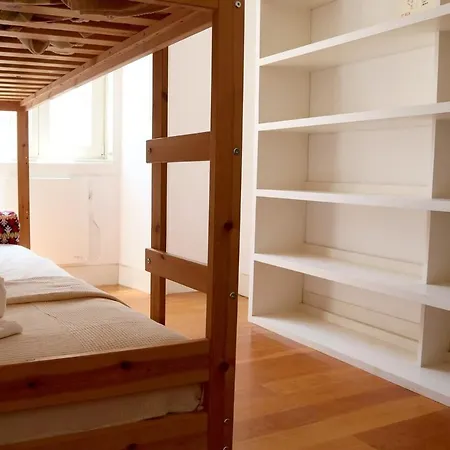 Largo House Апартаменти Лісабон